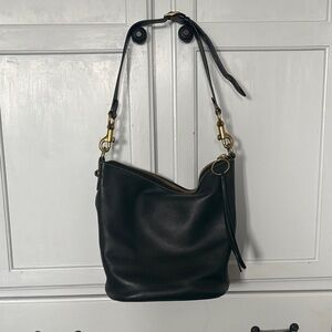 Great used condition coach 1941 black glovetannd leather duffle hobo bag
